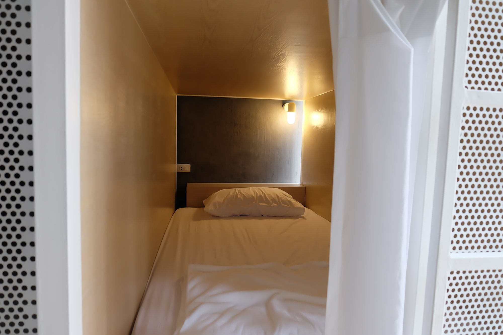 On The Bed Hostel Bangkok Luaran gambar